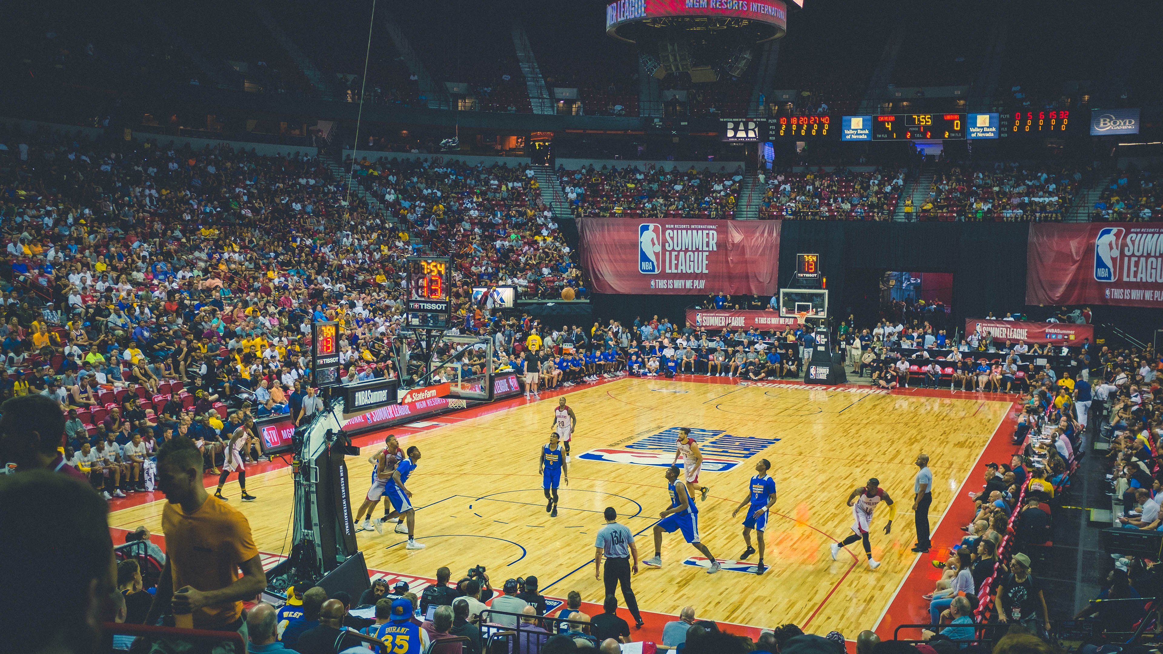 智能硬件：让比赛更公平、更炫酷、更智能，智能硬件包括哪些产品